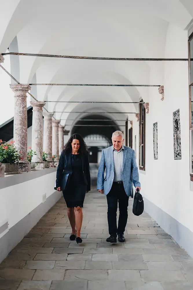 besprechung-mit-sandra-hoebarth