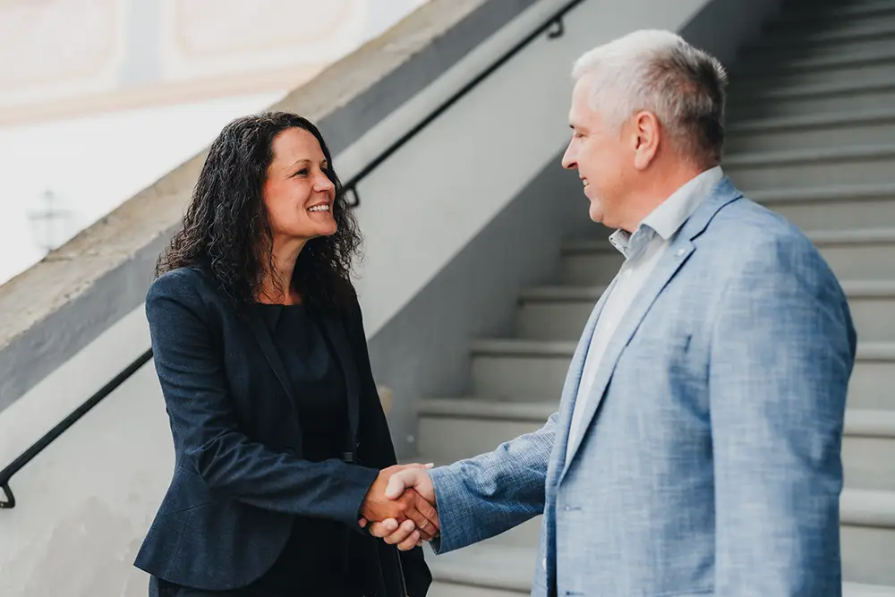 sandra-hoebarth-mit-klienten